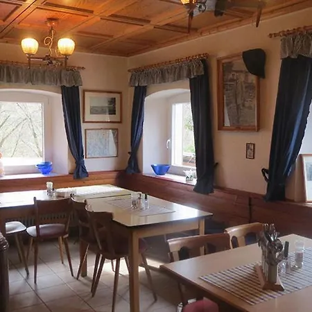 Naturfreundehaus Veilbronn Мини-отель Heiligenstadt in Oberfranken