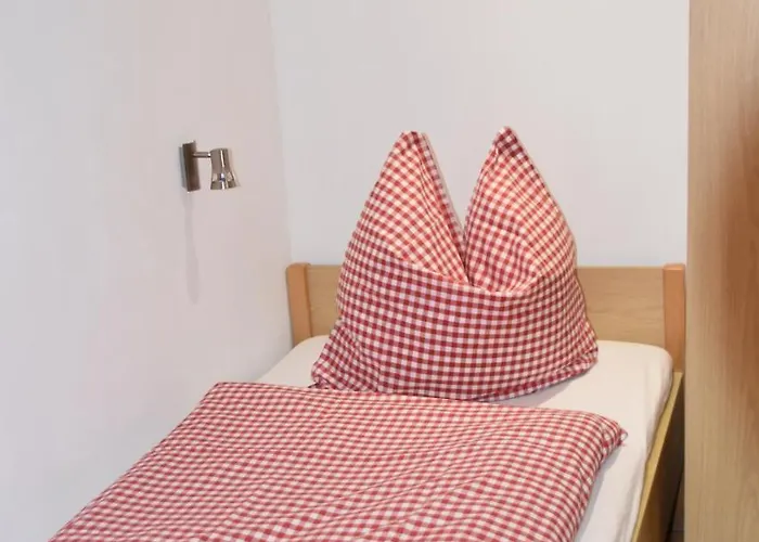 Kro Naturfreundehaus Veilbronn 3*